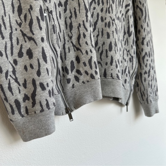 Rails Marlo Gray Abstract Cheetah Long Sleeve Crew Neck Sweatshirt Size S - Picture 10 of 13